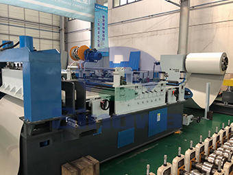 潔凈板生產(chǎn)線