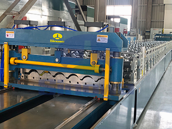 輥壓成型生產(chǎn)線